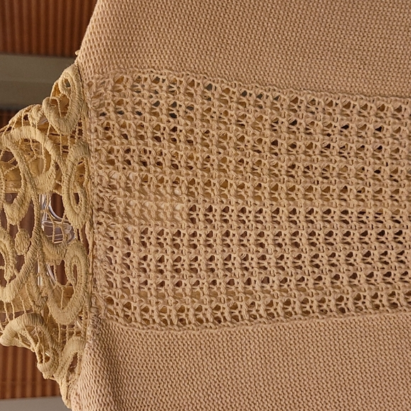 Chicos cardigan Sweater with crochet lattice down the middle. Size 00 - Picture 6 of 12